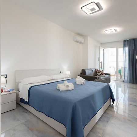 Infinity Residence Con Parcheggio ปอร์โตเชซาเรโอ ภายนอก รูปภาพ